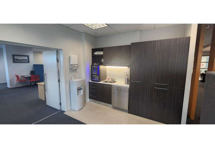 Unit 2, 4/31 Northcroft Street Takapuna_7