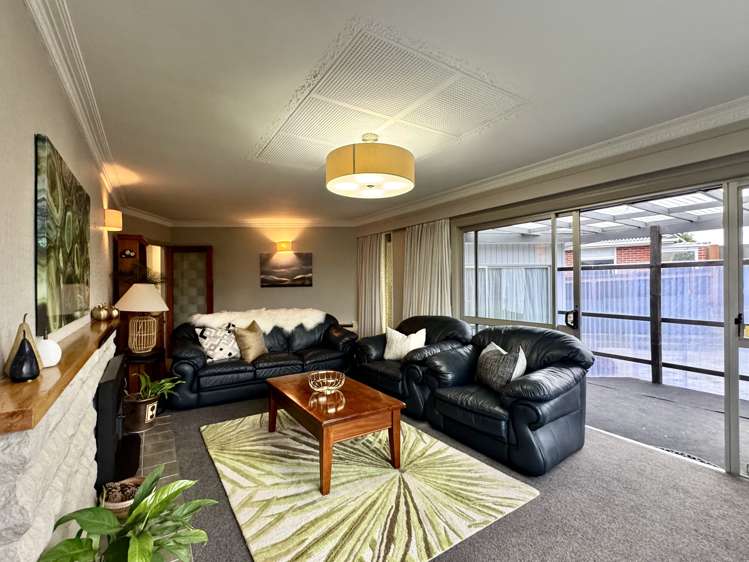 46 Pages Road Marchwiel_9