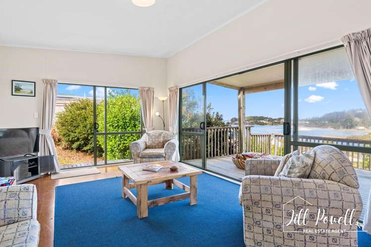 13 Moana Road Tinopai_12