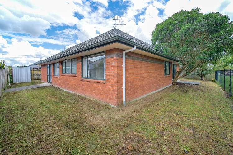 4 Old Park Place Takanini_14