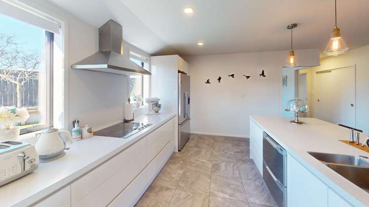 24 Macdonald Heights Feilding_3