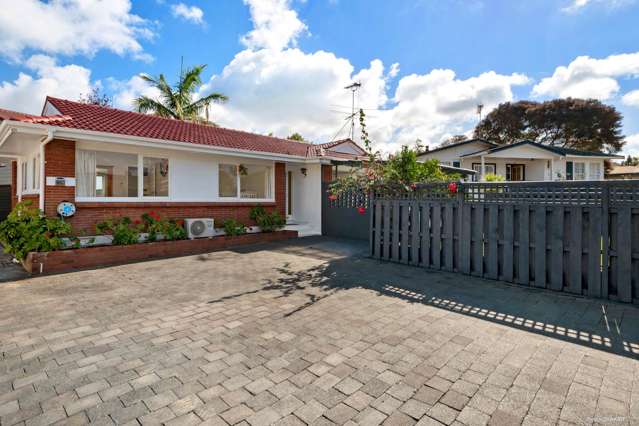 1/67 Cascades Road Pakuranga Heights_2