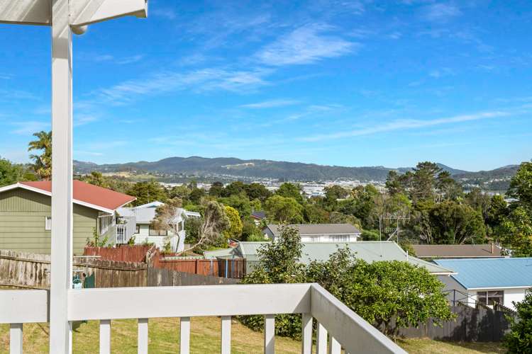 9 Lockesley Place Onerahi_18