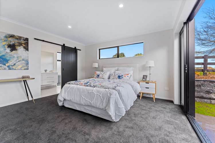 13 Puhitahi Hill Road Paerata_13