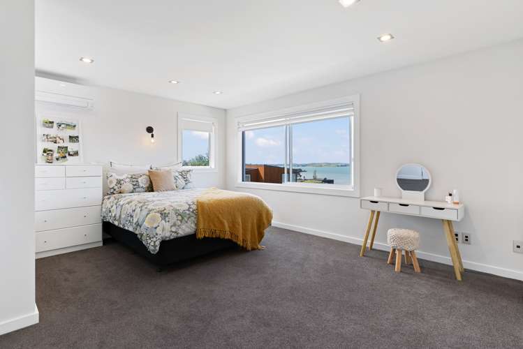 9 Calder Place Wai O Taiki Bay_12