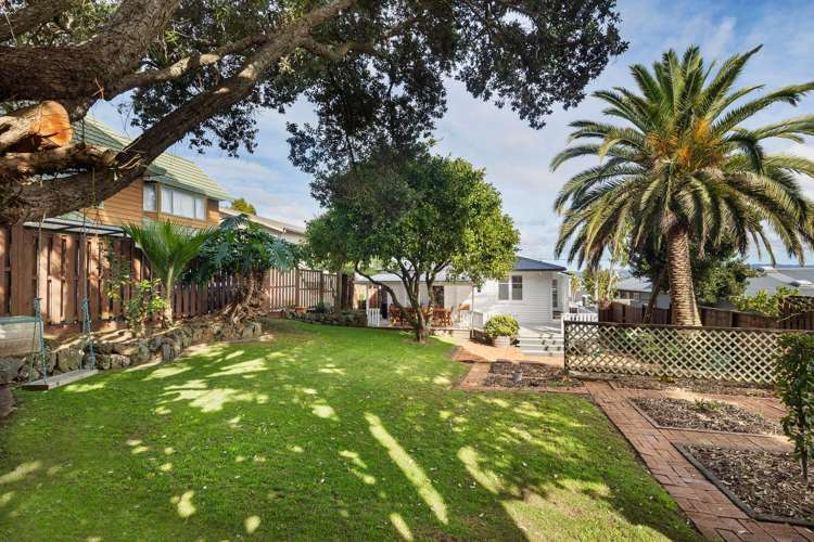 88 Richardson Road Mount Albert_15