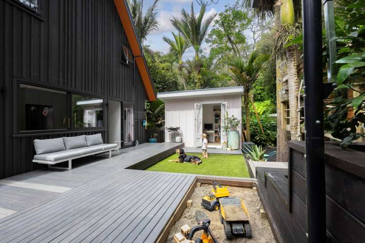 324 Huia Road Titirangi_19