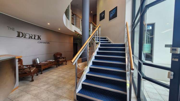 Ground Floor/637 Rosebank Road_0