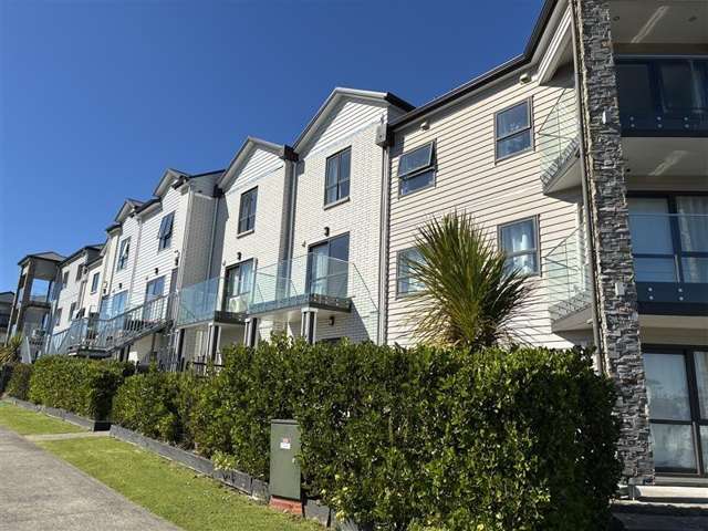 4/8 Kerrs Road 10685_1