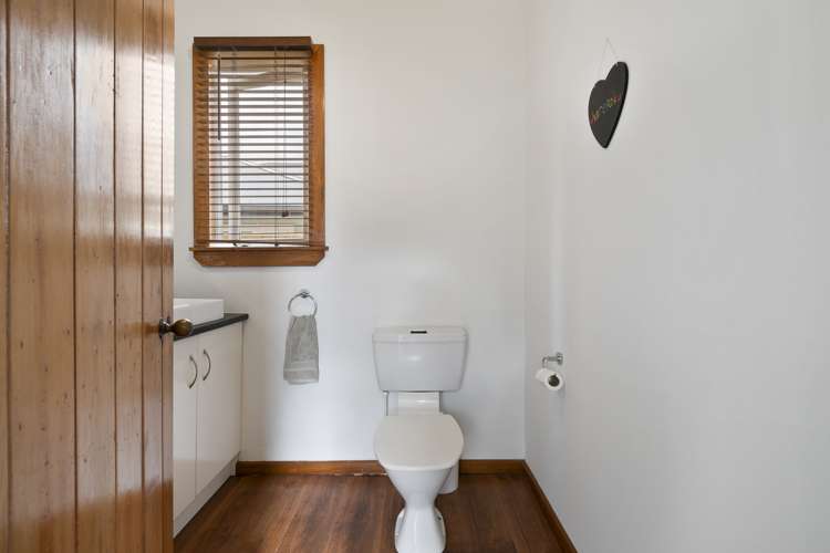 33 Saint Johns Avenue Palmerston North Central_17