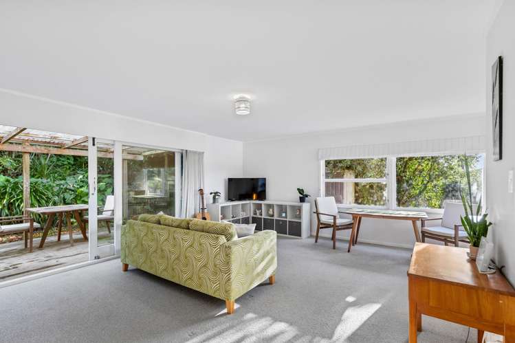 84a Glenvar Road Torbay_9