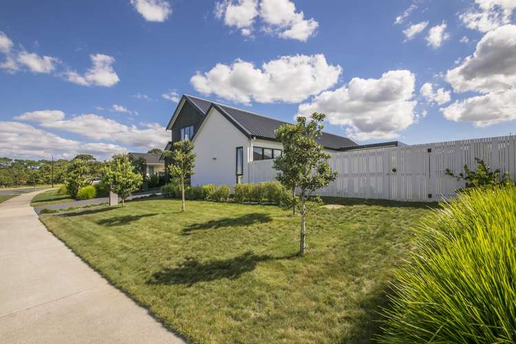 65 Pohutukawa Parade Riverhead_19