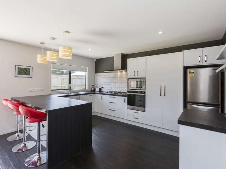 5 Cory Jane Grove Riverstone Terraces_4