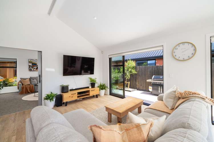 8 Roys Street Marshland_7