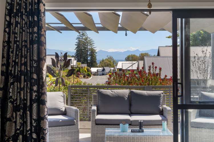 10 Greenfield Lane Stoke_7