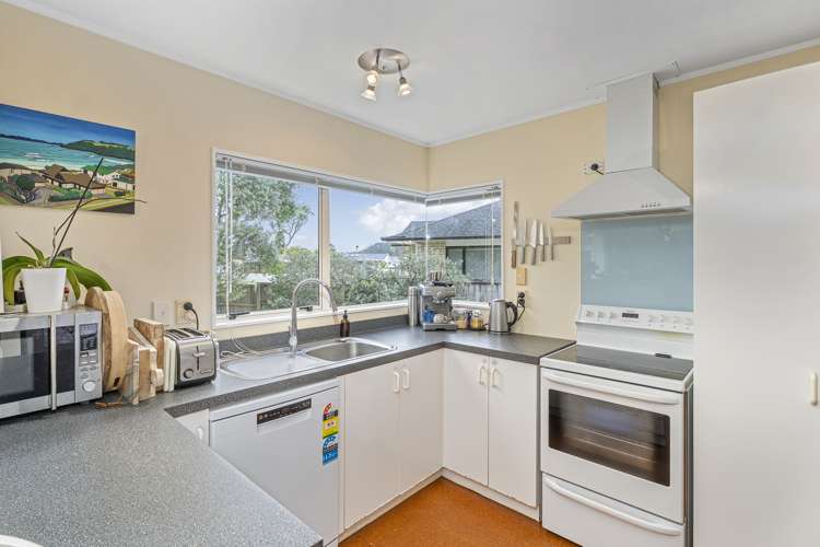 28 Whitby Avenue Whitianga_3