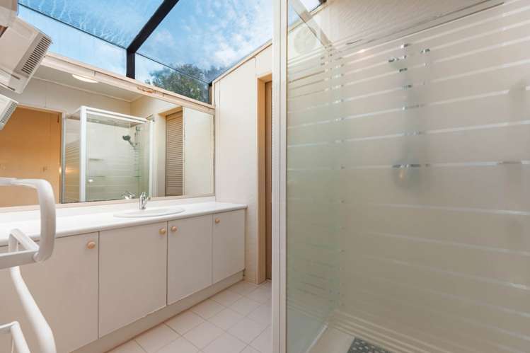 59 Coldham Crescent Saint Johns_13