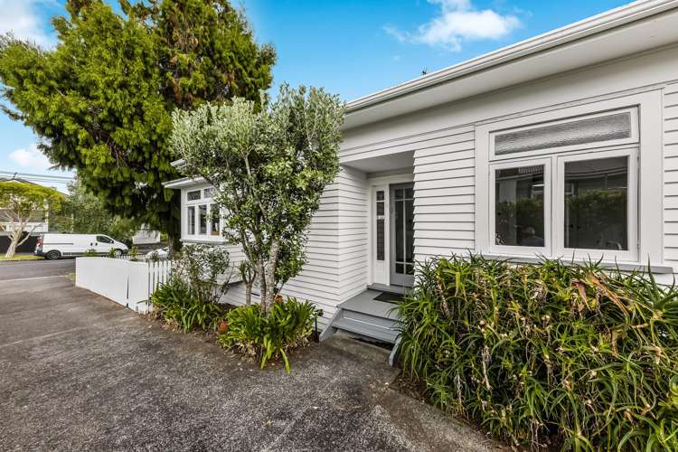 59 Walford Road Point Chevalier_18