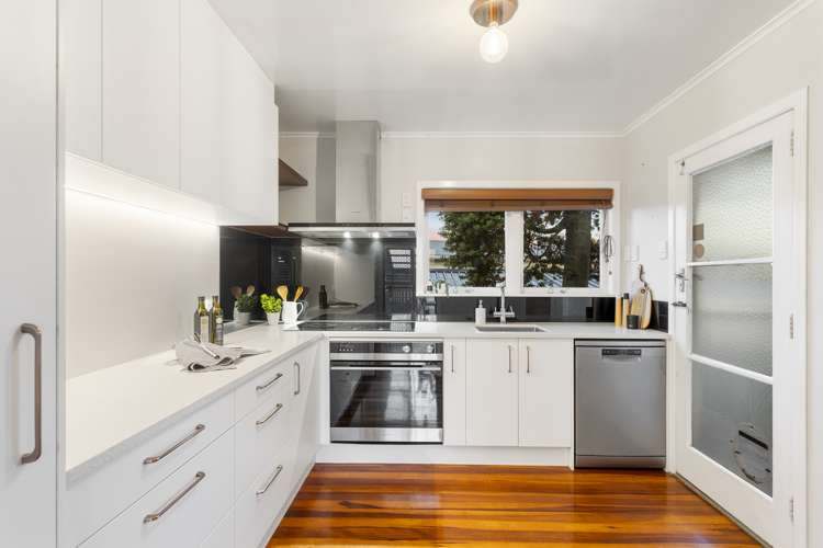 2 Saffron Street Birkdale_2