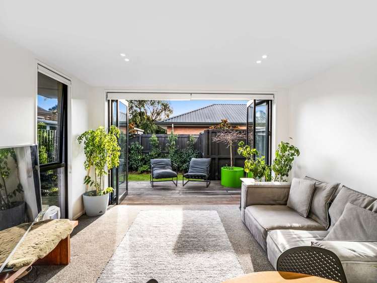 7/11 Hinemoa Street Spreydon_5