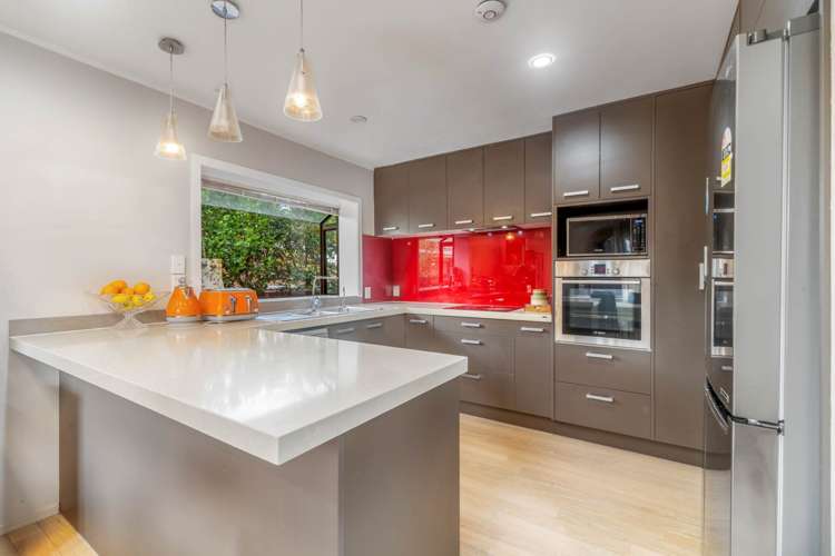 1/2 Channing Crescent Botany Downs_5