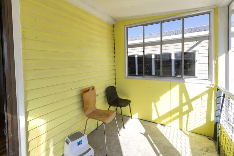 13 Scully Crescent Onekawa_5