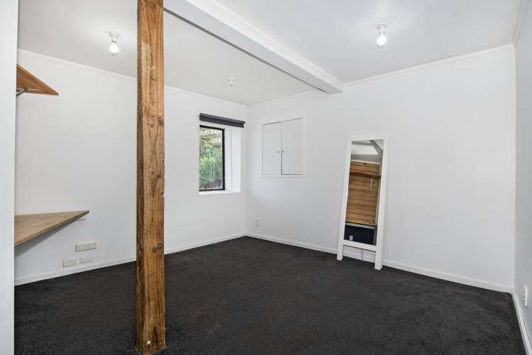 56 Raumati Crescent Onerahi_17