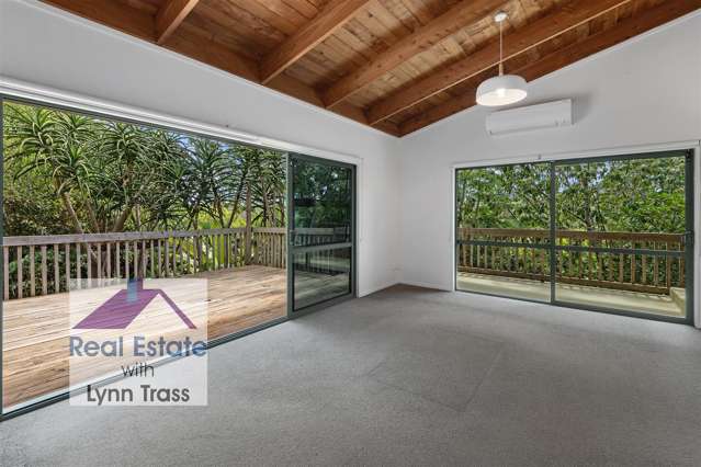 329 Beach Road (Off Pah Road) Onerahi_4
