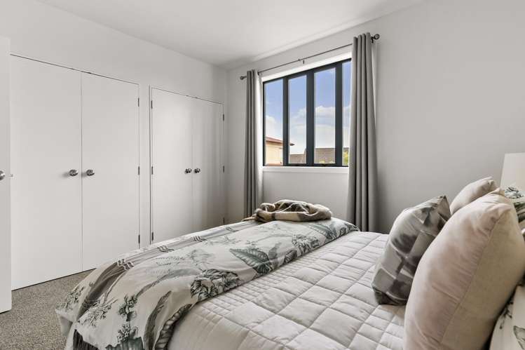 17/21 Armoy Drive East Tamaki_11