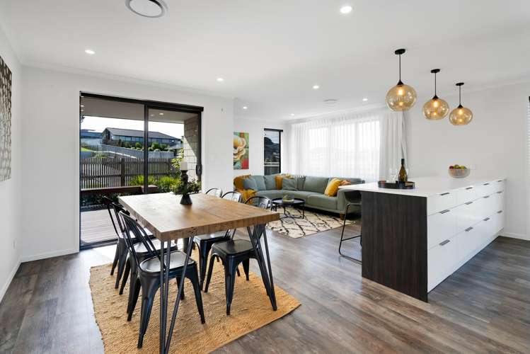 22 Atutahi Street Hurdon_18