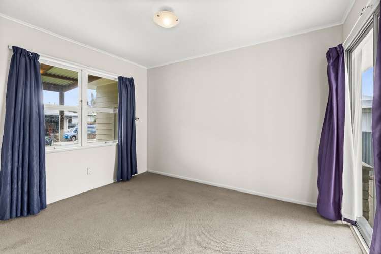 24 Bill Hercock Street Pirimai_9