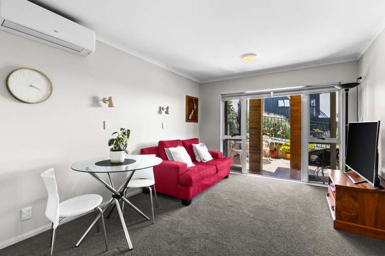 76A Churchill Drive Taradale_25