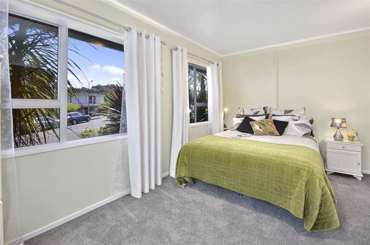 9 Christensen Place Forrest Hill_13