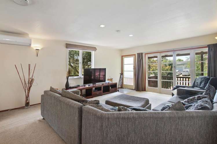 20 Chilcott Road Henderson_16