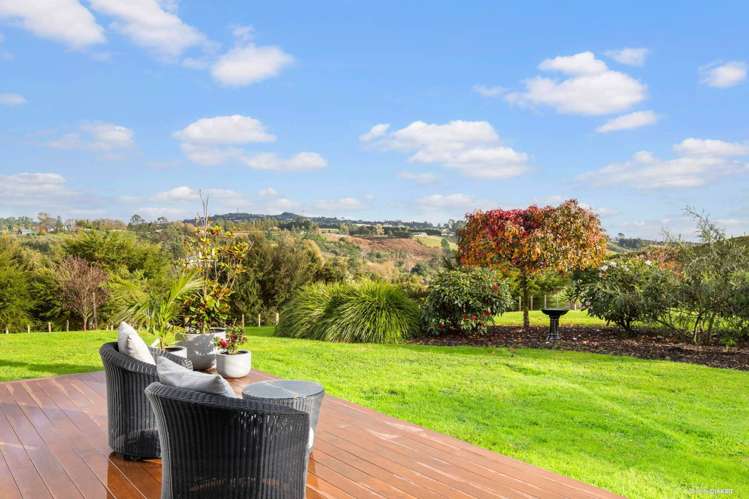 34 Niccone Place Bombay_24