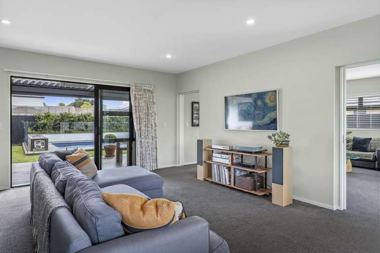 32 Aidanfield Drive Aidanfield_9