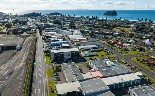 Work near the waves - modern Mount industrial unit