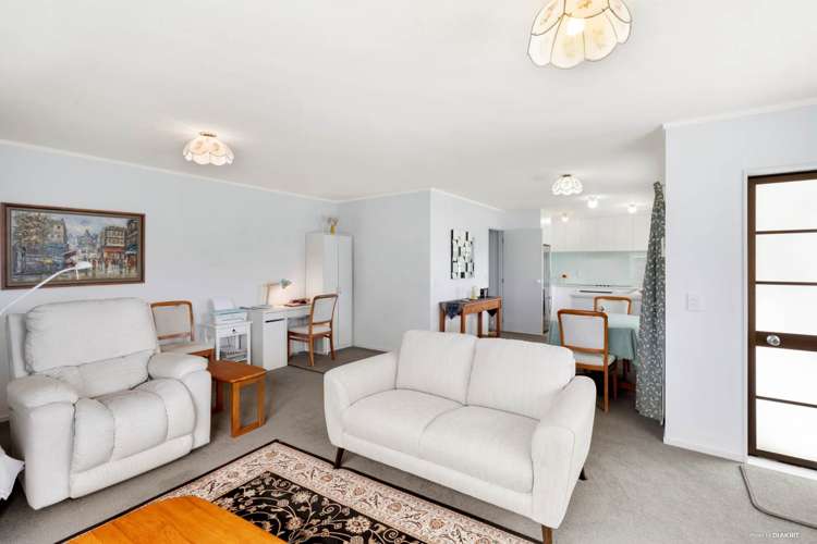 5b Reidy Place Pukekohe_2