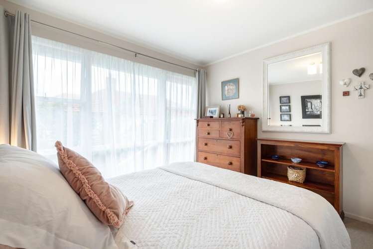 10/77 Old Lake Road Narrow Neck_9