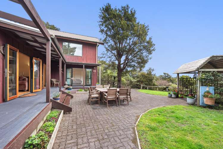 3 Roseveare Grove Te Marua_22