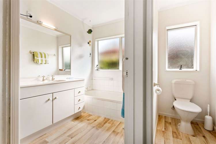 18 Maurice Borich Place Henderson_12