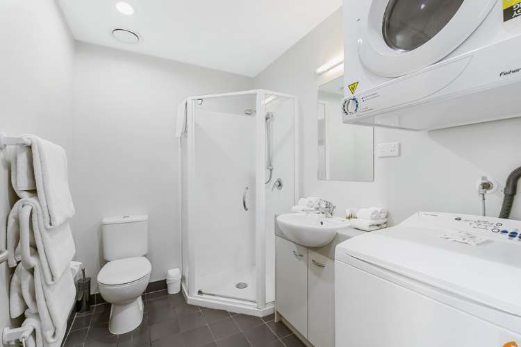 203/17 Amersham Way Manukau_6