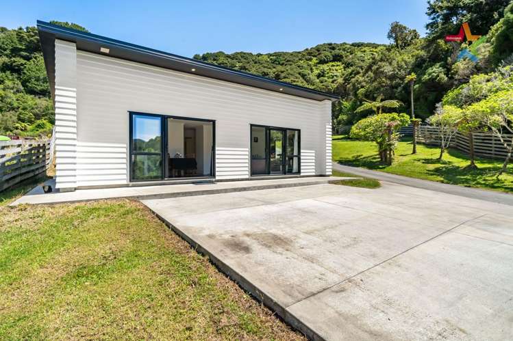 46 Enfield Street Wainuiomata_23