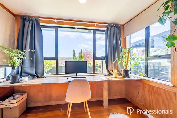 86 Wilkie Crescent Naenae_8