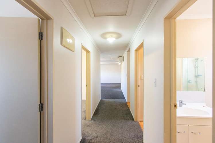 Office 1/80 Main Road Kumeu_6