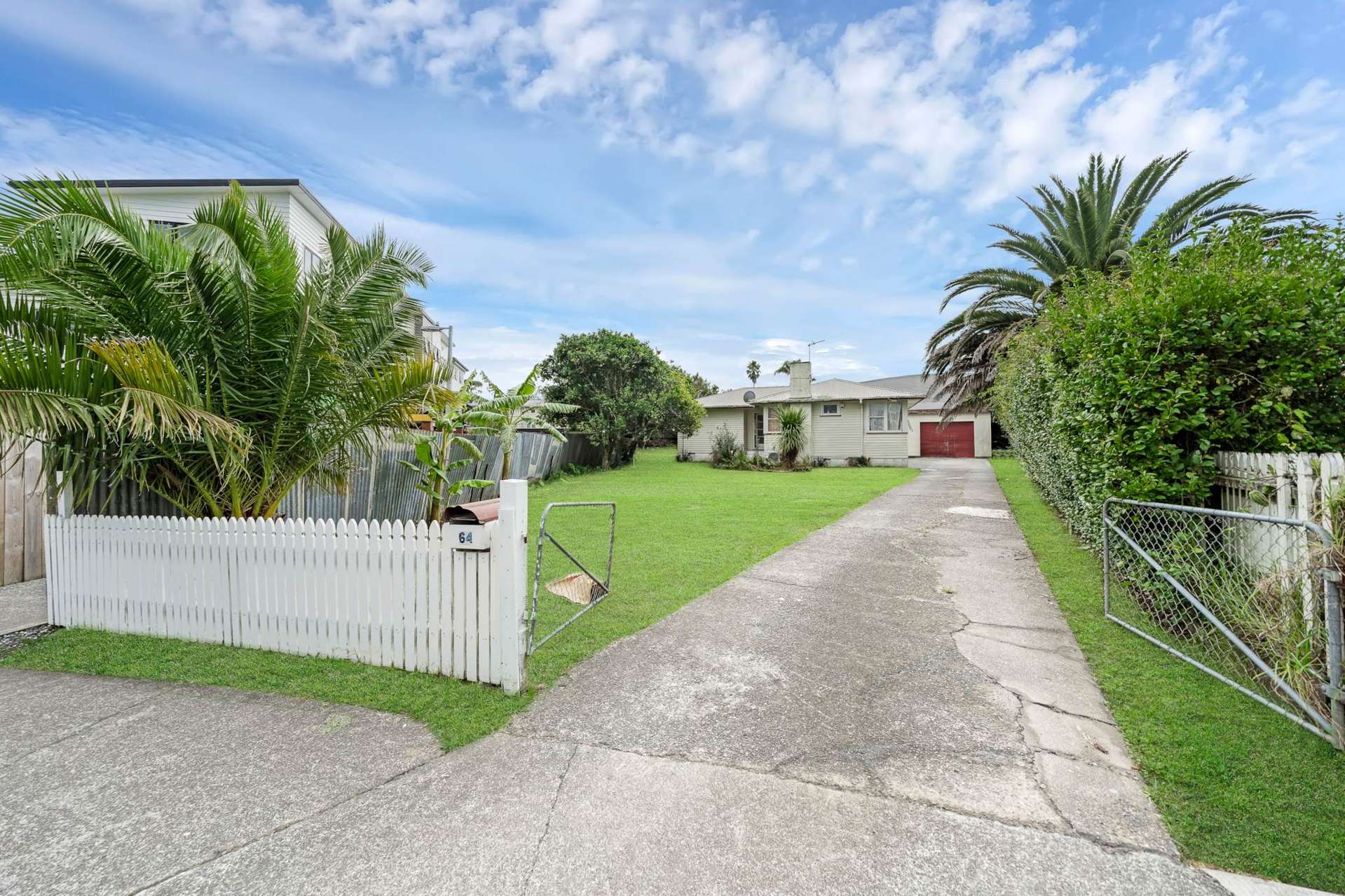 64 Fisher Crescent Otara_0