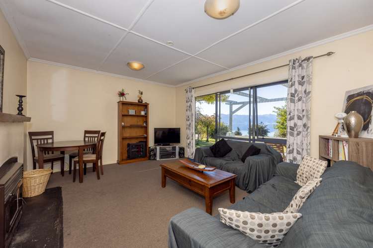 32 Flora Dora Parade Lake Hawea_5