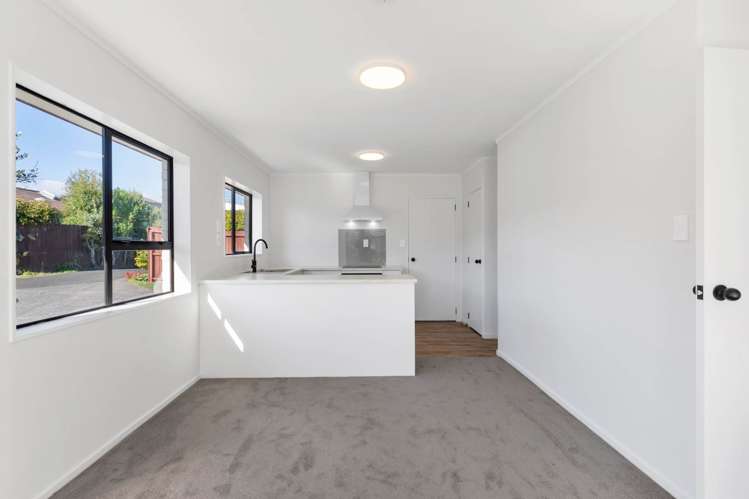 8/4074 Great North Road_5