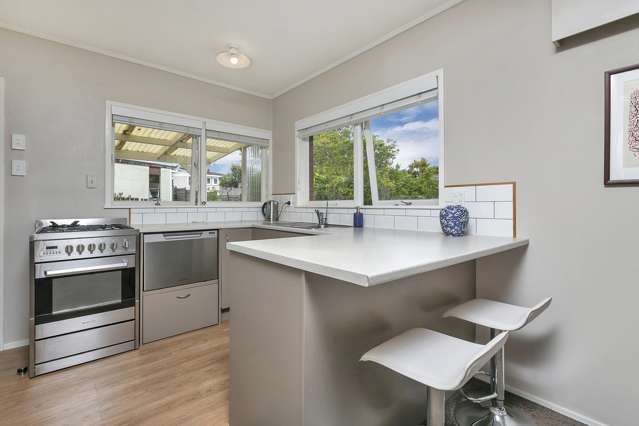 1/5 Stott Avenue Birkdale_1