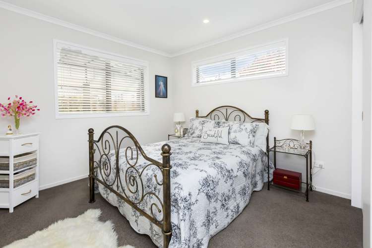 8a Savage Crescent Upper Hutt_11